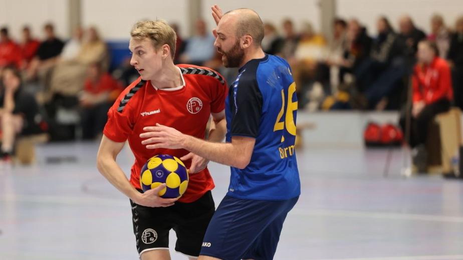 2022-12-18 Lucas Witthaus KO Schweriner KC - Adler Rauxel Foto Lukas (96)_2