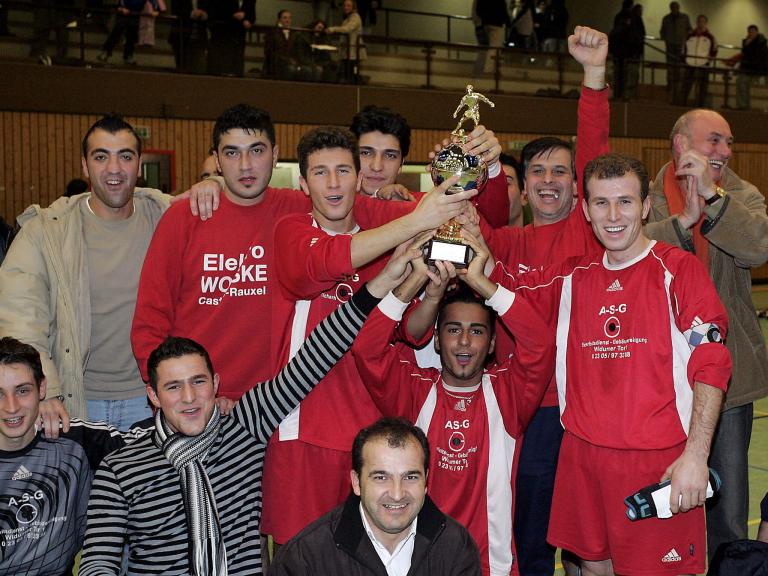 SP01-09 FB STM Yeni Jubel JL 3